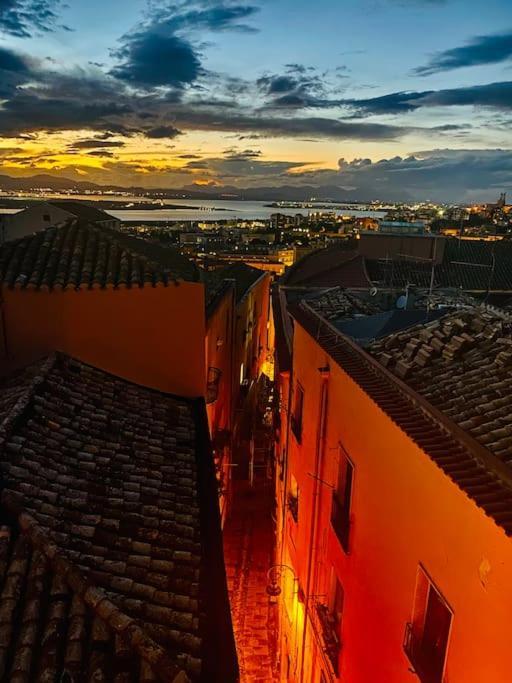 Castello Attic Sunset Terrace Apartman Cagliari Kültér fotó